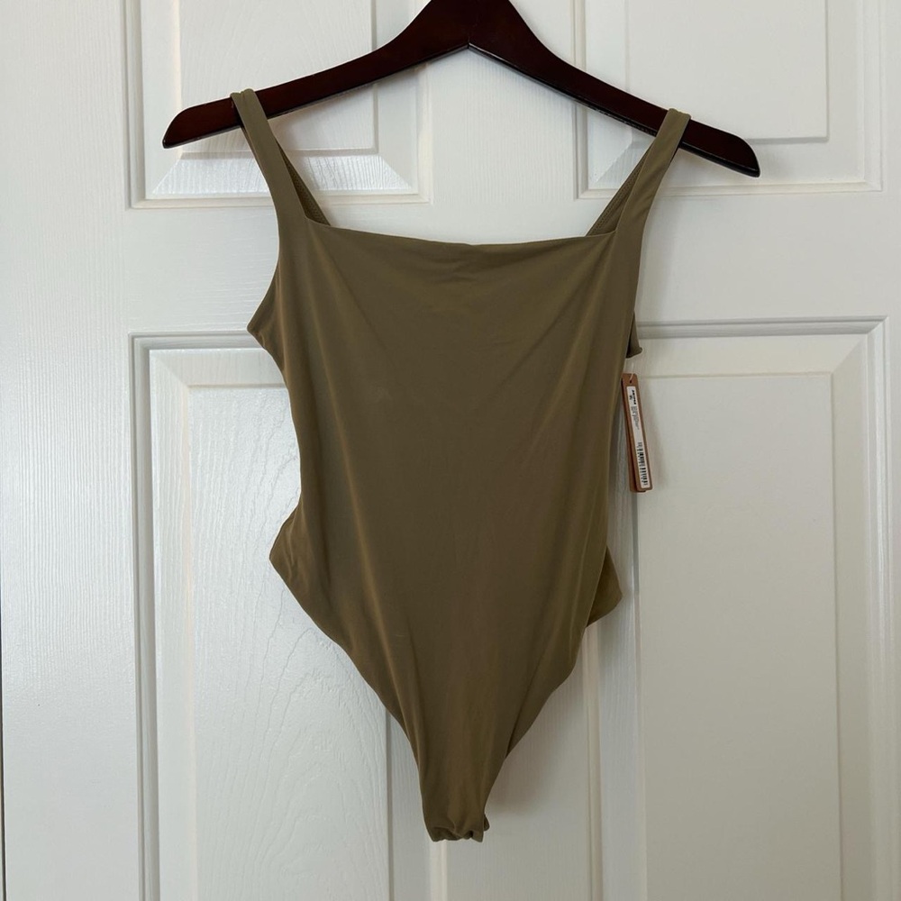 Skims Bodysuit